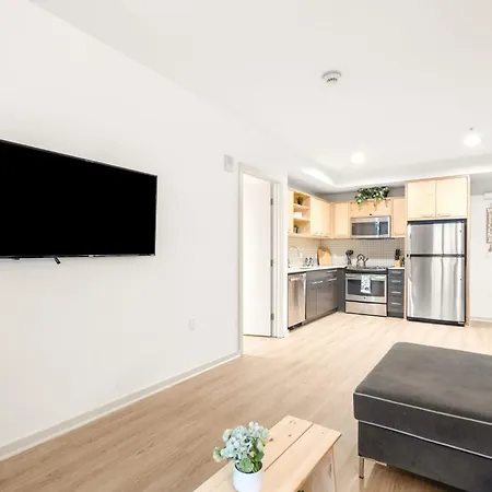 Hollywood Walk Of Fame Free Parking Pool & Hot Tub Apartment